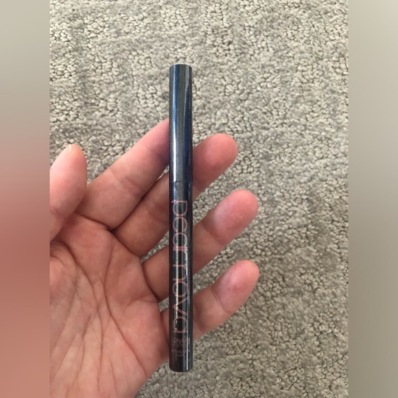 Pear Nova in FALLING STAR 0.45g lunar lip stylo (sealed) - Picture 1 of 6